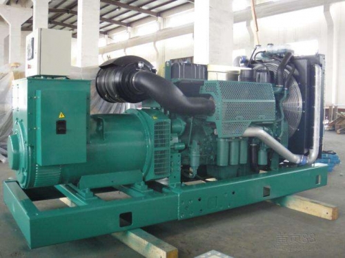 榕城便携静音：租赁无声发电机组，便携式解决能源需求